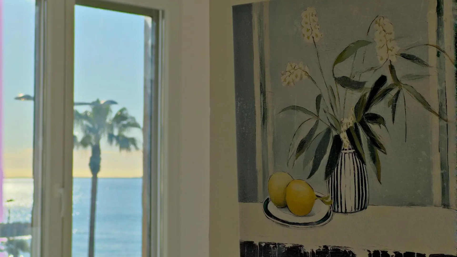Panoramic Sea View Studio Καν-συρ-Μερ